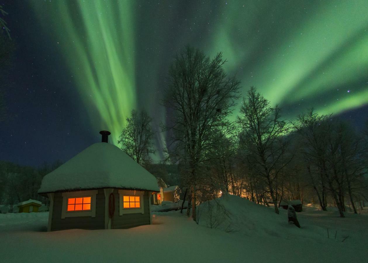 Lohi-aslakin Lomamoekit * Utsjoki